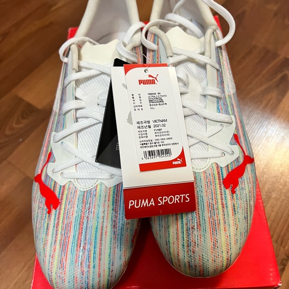 Puma Ultra 2.2 FG/AG Football/Soccer Shoes/Cleats Size 9 - Picture 1 of 3